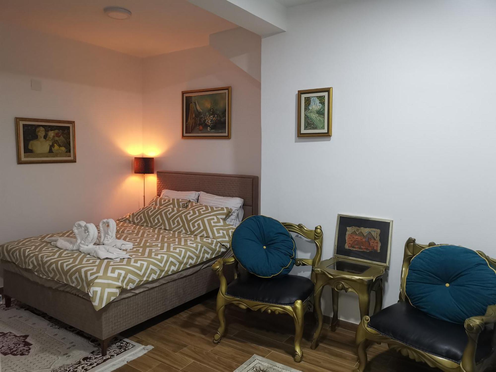 In Apartments Airport Mitrovici  Dış mekan fotoğraf